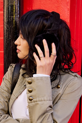 EMU Angahook Earmuffs Product Page