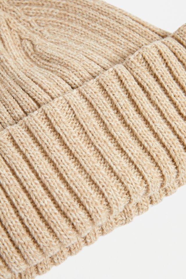 Berretto Arrotolato in Maglia UO #2