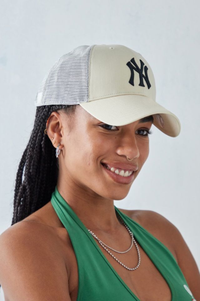 47 New York Yankees MLB Classic Baseball Hat in White at Urban Outfitters