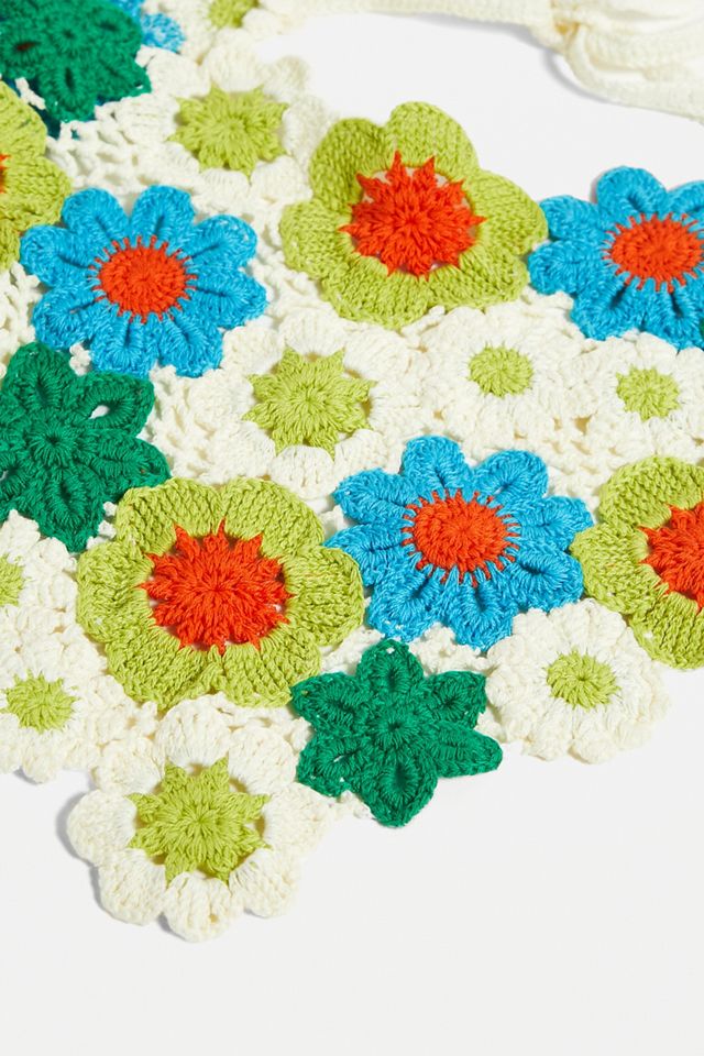 Foulard en maille à fleurs #3