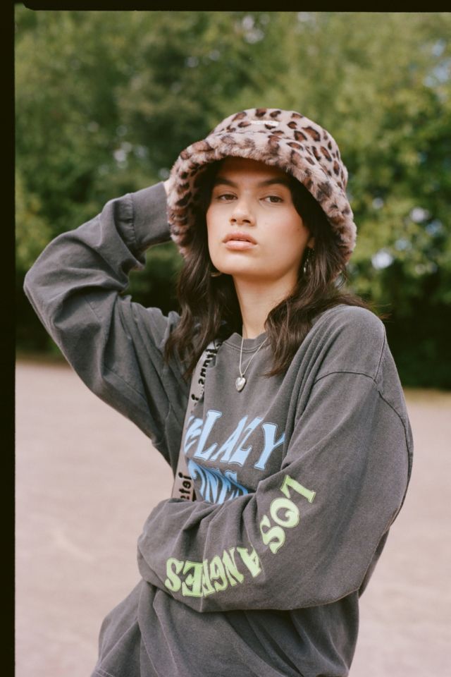 Fuzzy bucket hat urban outfitters online