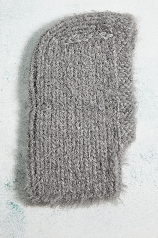 UO Fluffy Chunky Knit Hood  #1