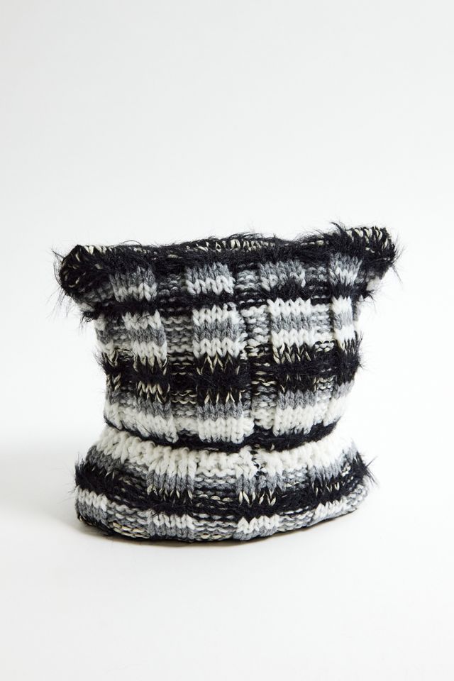 CC -Metallic Eyelash Beanie Beige main image 1