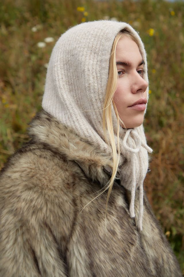 UO Flat Knit Hood #1