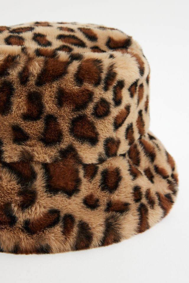 UO Animal Print Faux Fur Bucket Hat | Urban Outfitters UK display picture 1