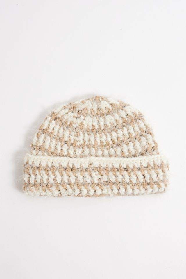 UO Chunky Knit Beanie #4