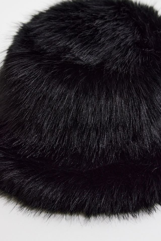 UO Fluffy Faux Fur Bucket Hat #2