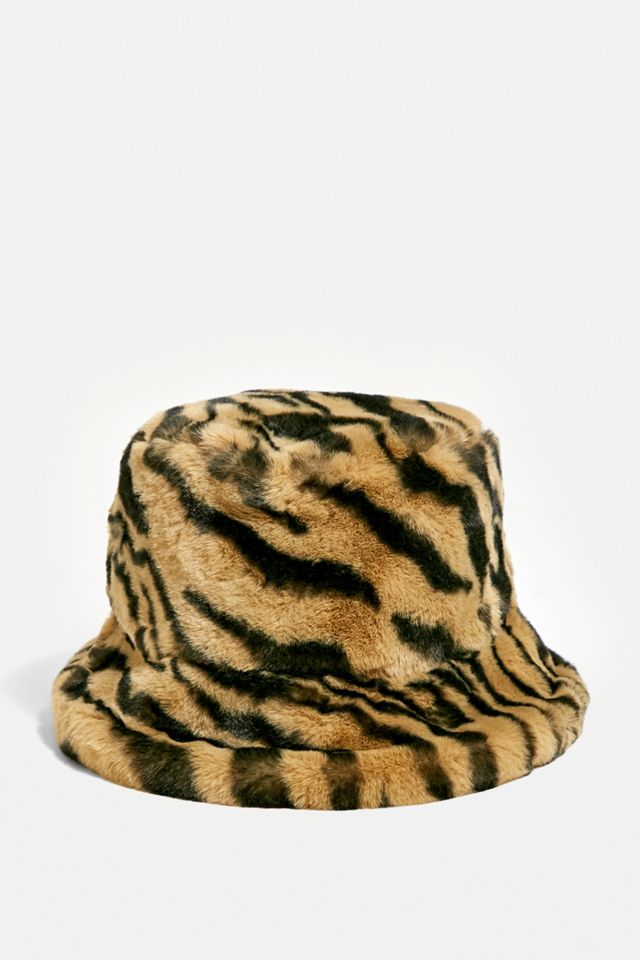 Cappello a Secchiello in Pelliccia UO #1