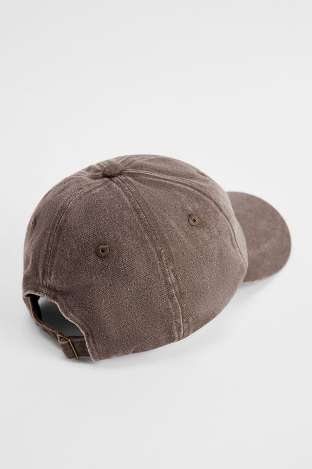 Cappellino UO Always Late #3