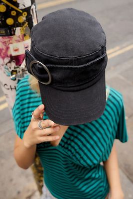 Berretto Cadetto in Cotone Bucket BDG