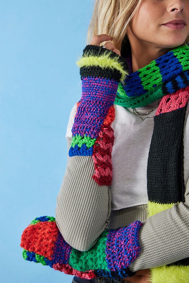 The Ragged Priest Spliced Fingerless Gloves | Urban Outfitters UK
