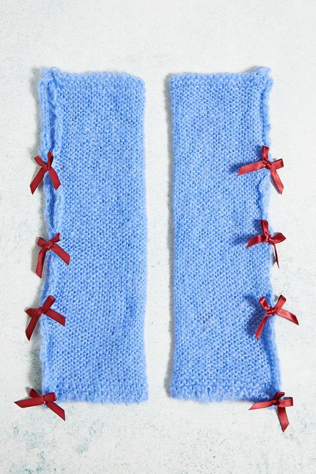 UO Camille Fluffy Bow Fingerless Gloves  #1