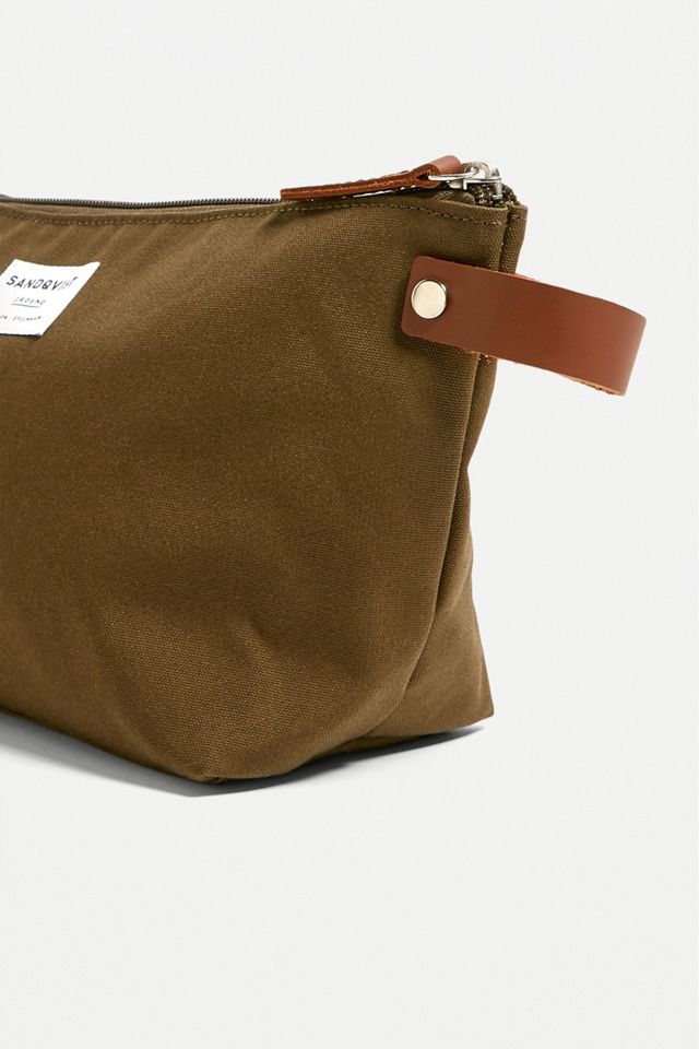 Sandqvist – Kulturbeutel „Cleo“ in Khaki #1