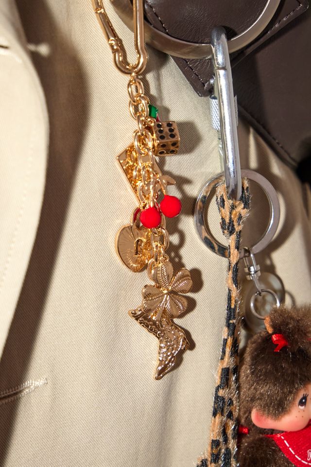 Llavero con Dije Dorado #3