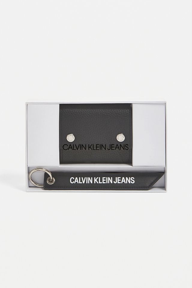 Calvin Klein Black Wallet + Keyring Gift Set #3