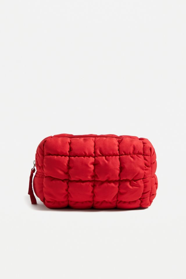 UO Quilted Popcorn Makeup Bag | Urban Outfitters UK