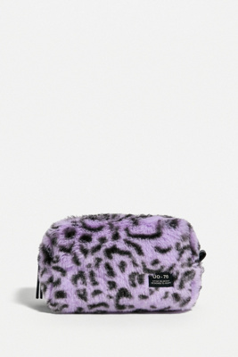 fluffy bag urban outfitters