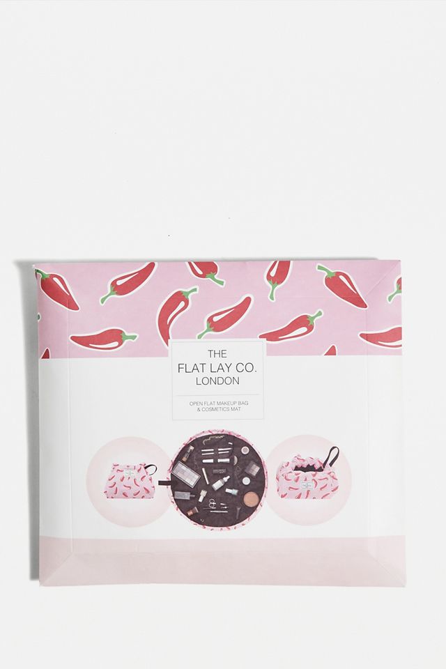 The Flat Lay Co. Chillies Borsa per il Trucco Flat Lay #3