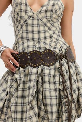 Cinturón Concho de Cuero Sintético con Amarre Lateral BDG