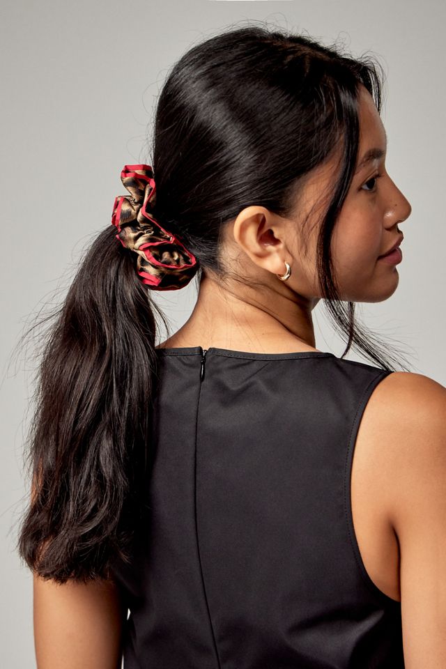 UO Annabelle Leopard Print Scrunchie #1