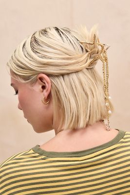 UO Star Charm Dangle Claw Clip