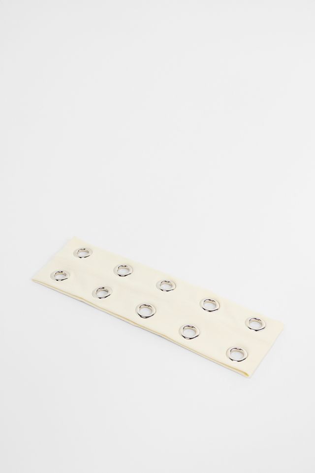 UO Eyelet Headband #1