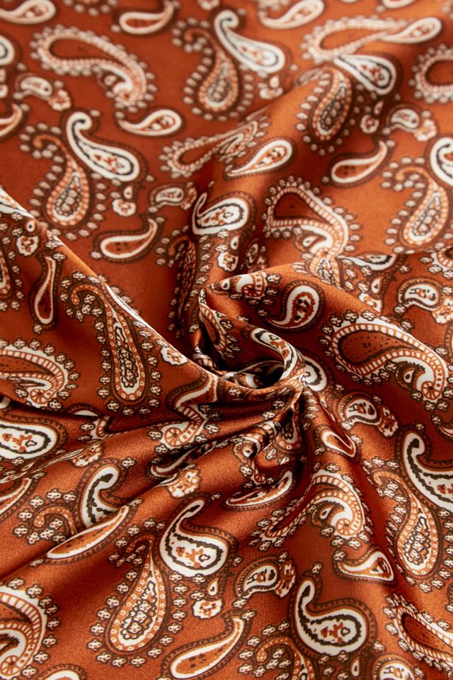 Foulard in Raso con Stampa Paisley #3