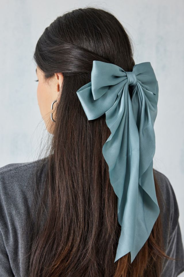 Oversized Bow Hair Clip | Urban Outfitters UK