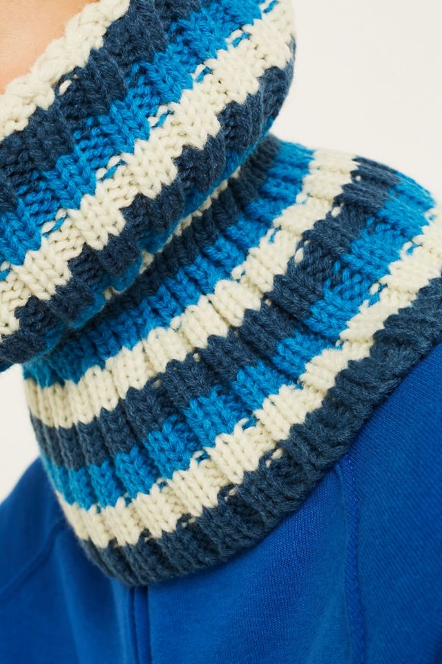 Cagoule en tricot à rayures #3