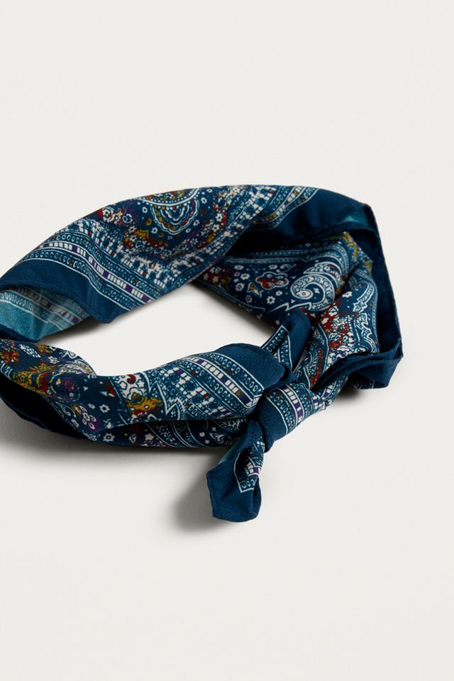 UO Floral Paisley Bandana #1