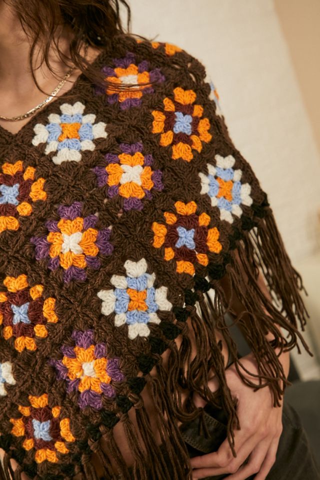 Poncho a Frange Quadrato Intrecciato UO #2