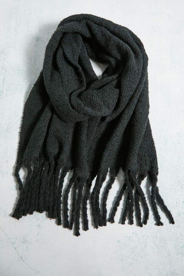 UO Boucle Blanket Scarf #2