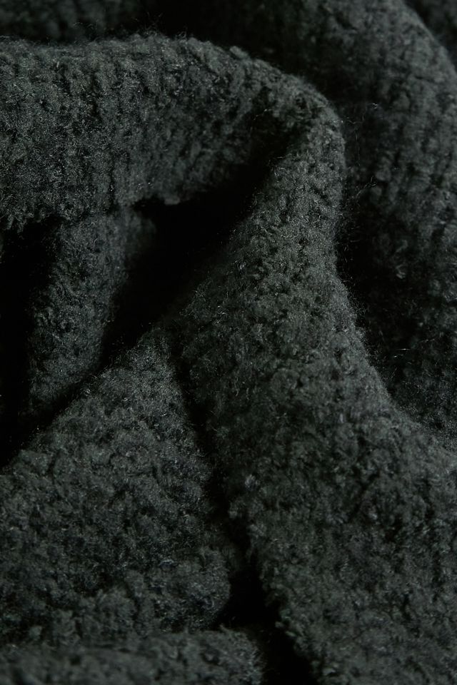 UO Boucle Blanket Scarf #3