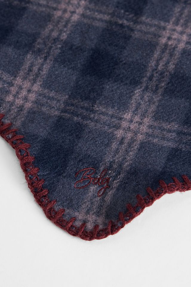 BDG Check Triangle Shawl Scarf #4