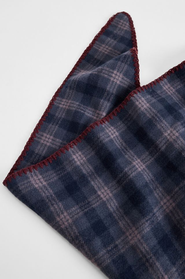 BDG Check Triangle Shawl Scarf #5