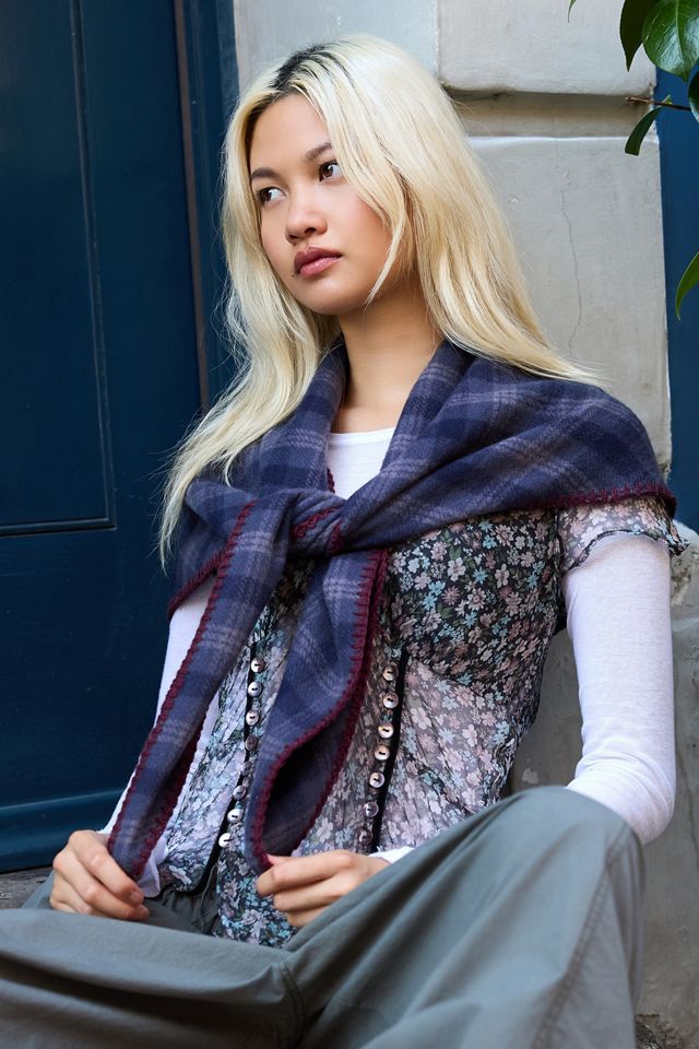 BDG Check Triangle Shawl Scarf #2