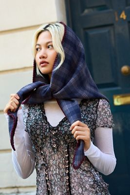 BDG Check Triangle Shawl Scarf