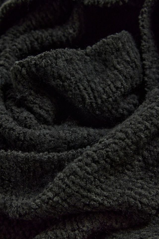 UO Boucle Blanket Scarf #3
