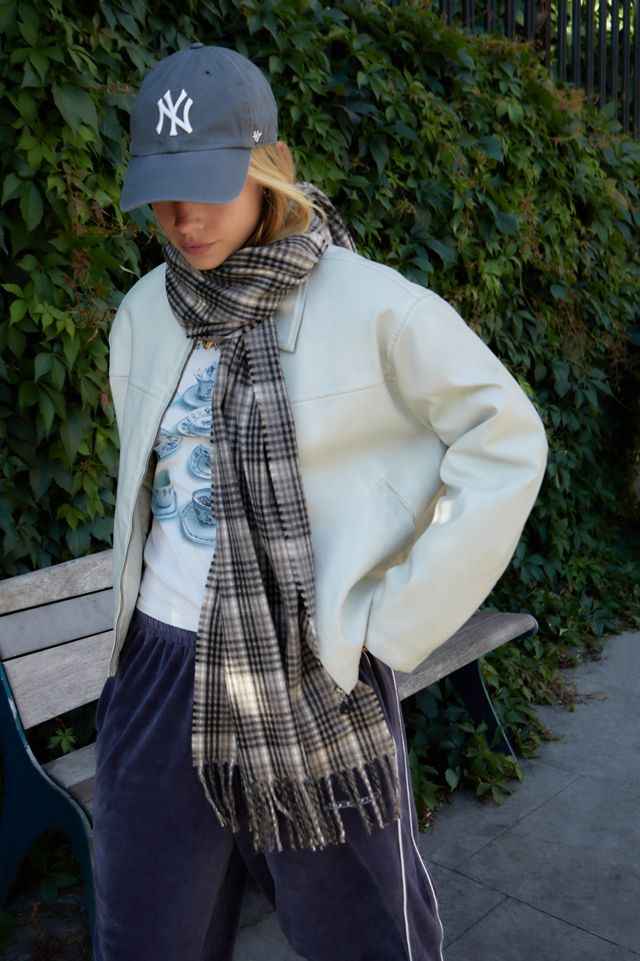 UO Heritage Karoschal #1