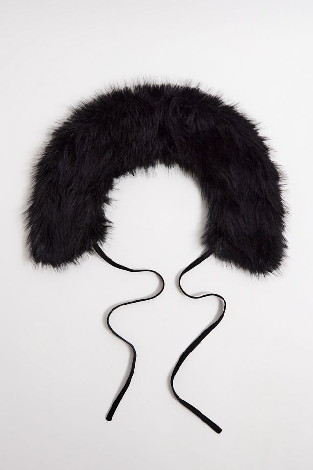UO Faux Fur Collar #1