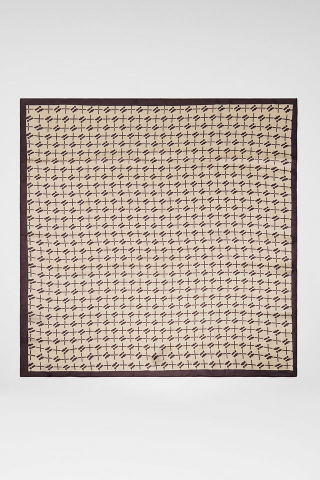 iets frans... Foulard en soie monogrammé #1