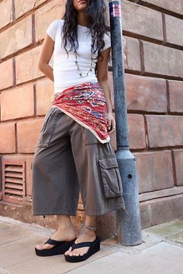 Sciarpa UO in Voile Rosso Paisley