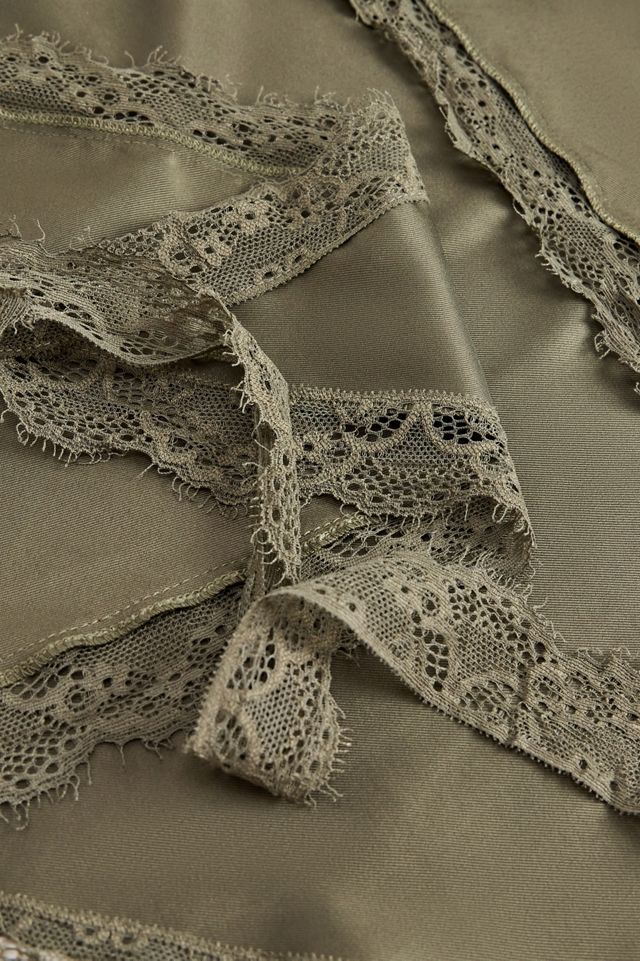 UO Triangle Lace Trim Satin Scarf #2