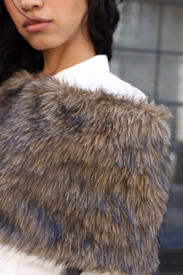 UO Faux Fur Shrug #4