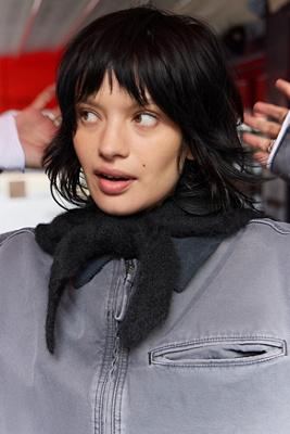 UO Cleo Triangle Scarf - Black at Urban Outfitters