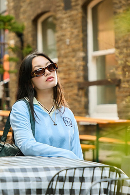 Lunettes de soleil UO Matilda Clean par en taille: TAILLE UNIQUE - Urban Outfitters - Modalova