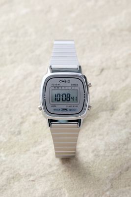 Casio silver outlet