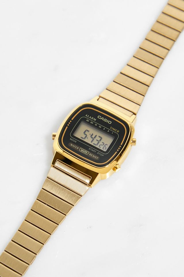 Casio watch hotsell urban outfitters