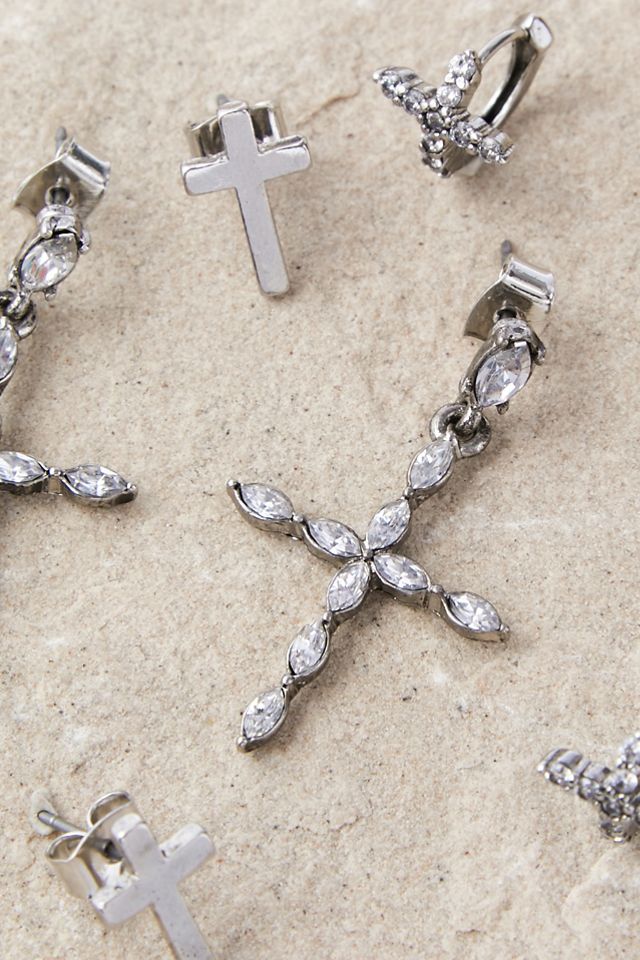 Paquete de 3 Aretes Crystal Cross de Silence + Noise #1