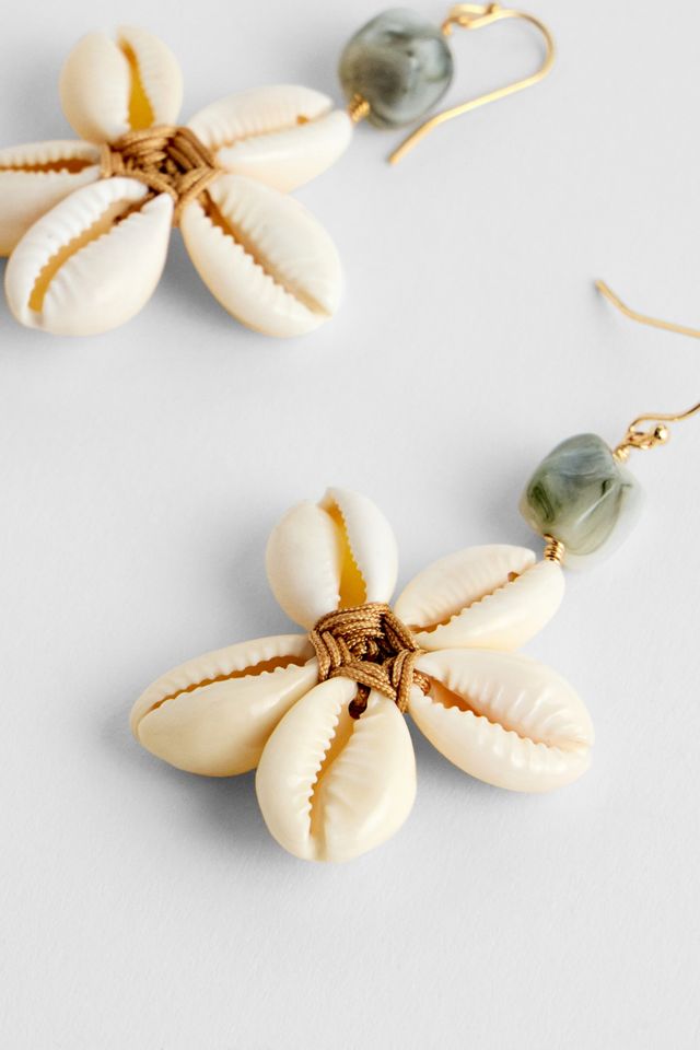 Boucles d'oreilles fleur coquille perle UO #1